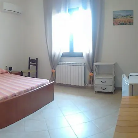 La Contea Bed and Breakfast 3*